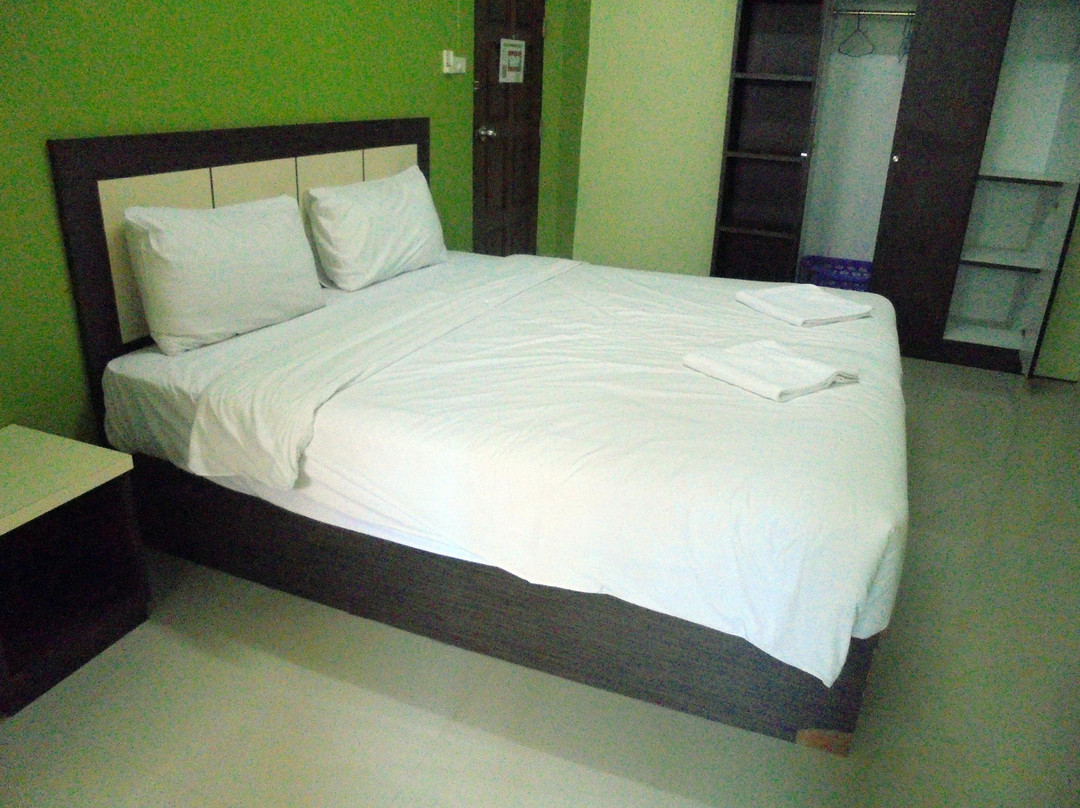 Thanaphat Apartment