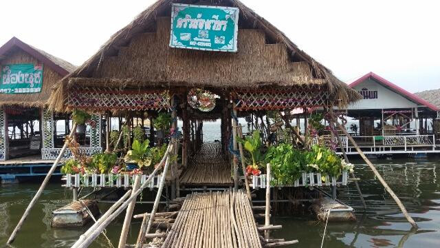 Bang Saen 2 and Hat Chom Thong景点图片