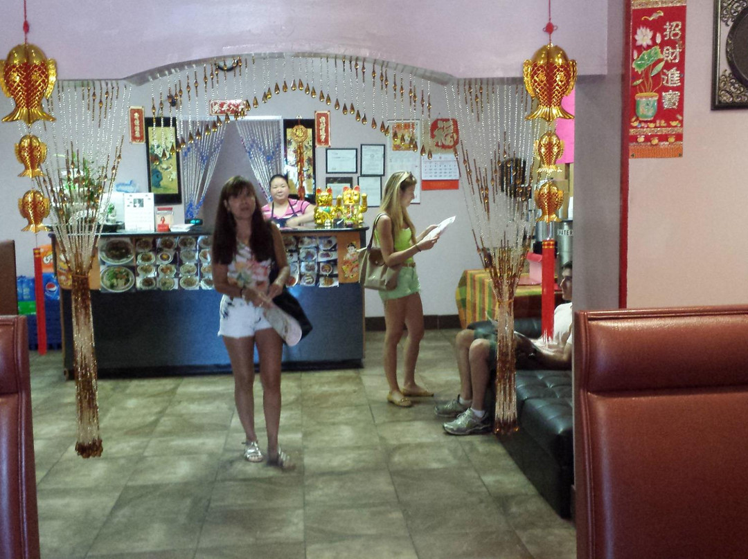 Lucky Dragon Chinese Restaurant