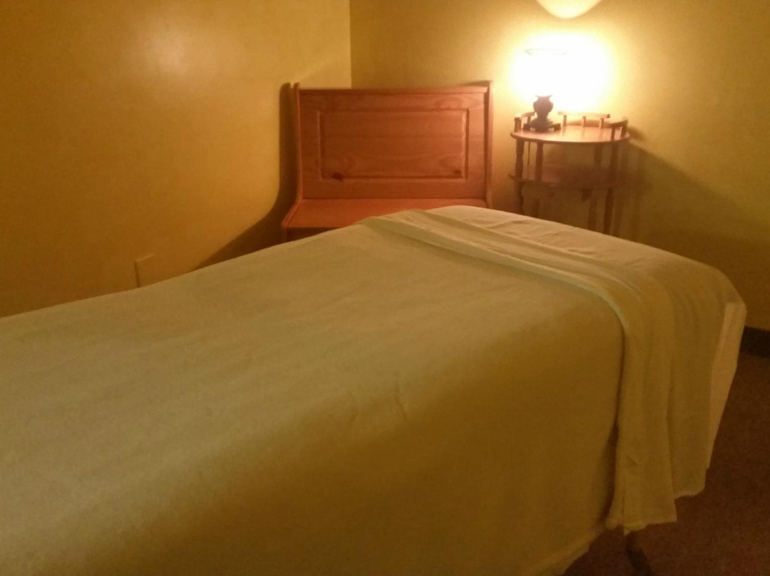 Medissage-劳伦斯必去景点