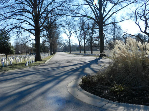 Zachary Taylor National Cemetery-路易斯维尔必去景点