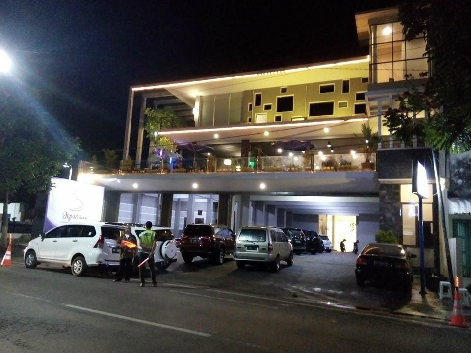 Tasikmadu餐馆和美食-Jepun View Resto