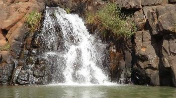 Lingamala Falls景点图片