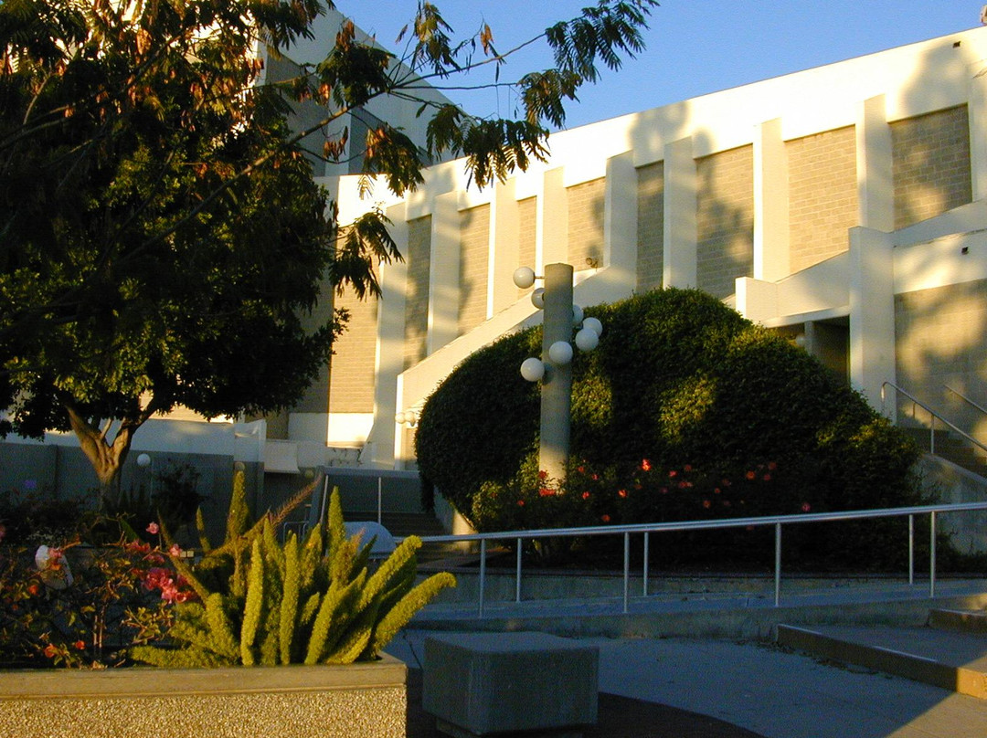 Haugh Performing Center-Glendora必去景点