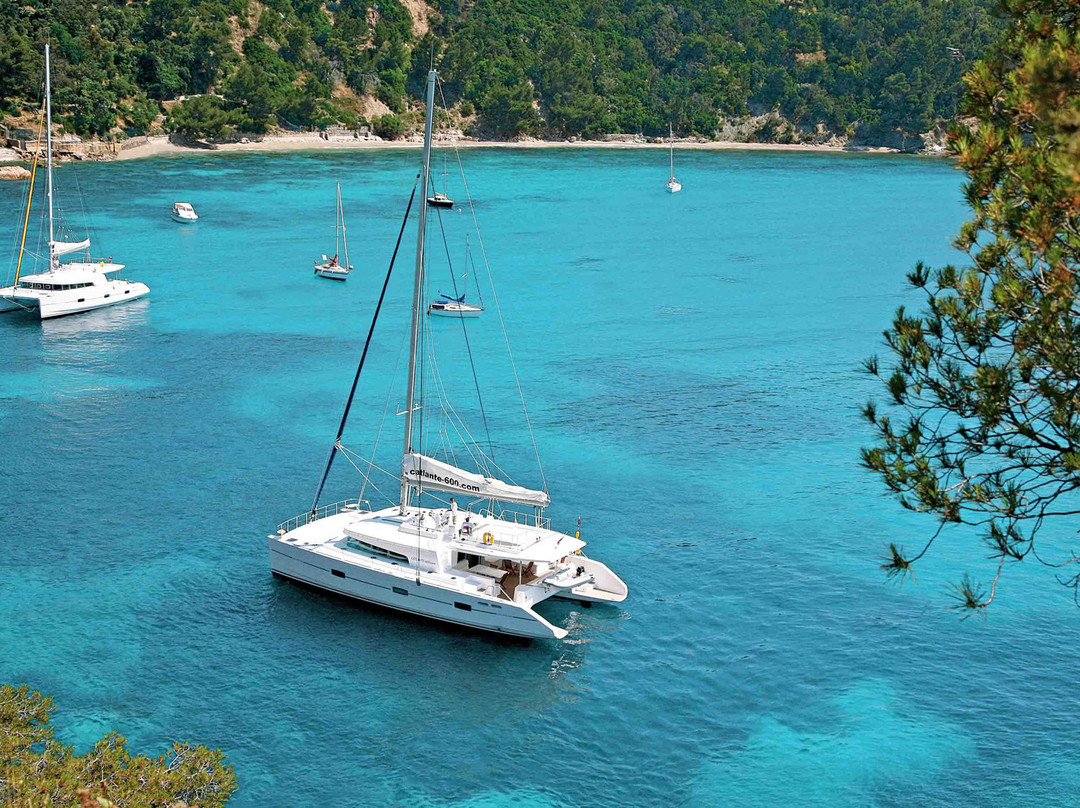 Catlante Catamarans-布洛涅-比扬古必去景点