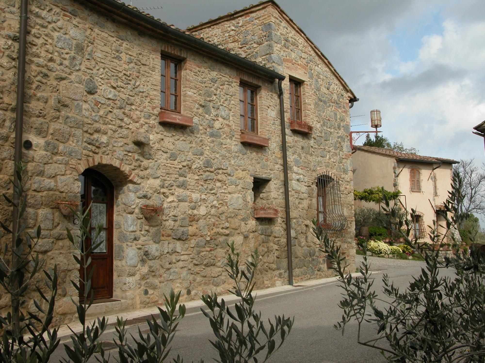 La Vecchia Corte-官方