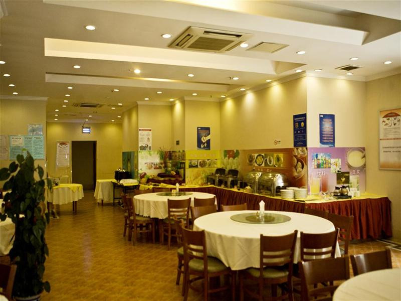 格林豪泰扬州大厦商务酒店主图