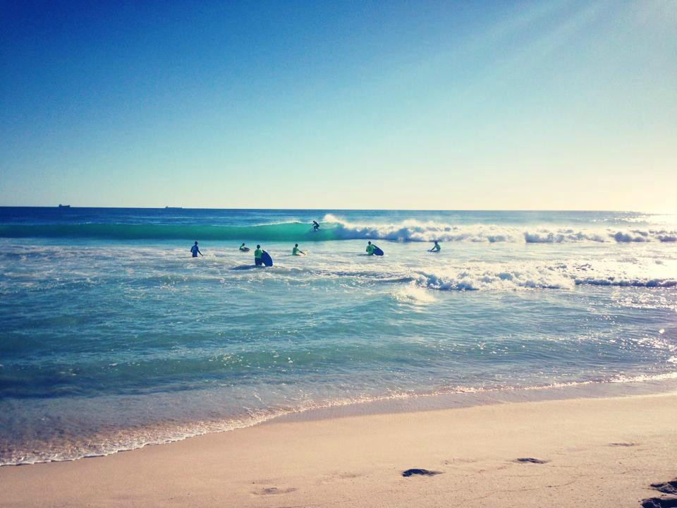 Scarborough Beach Surf School景点图片