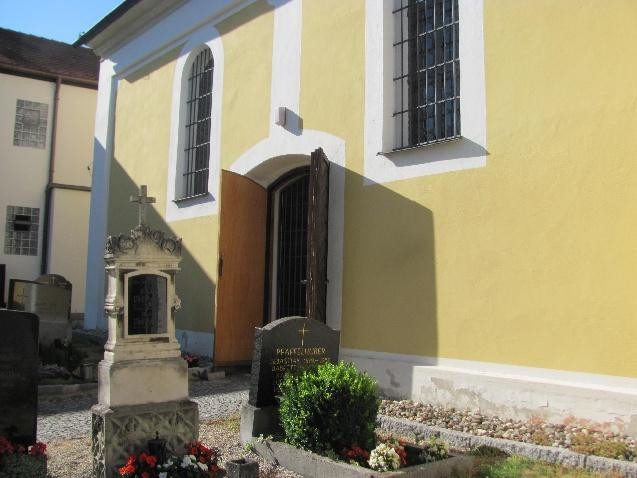 Affeckinger Cemetery-克尔海姆必去景点