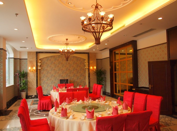 海兰云天海琴酒店主图