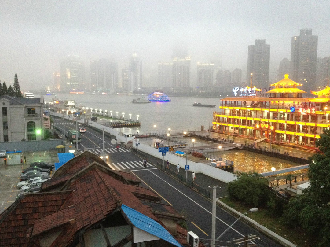 水舍时尚设计酒店主图