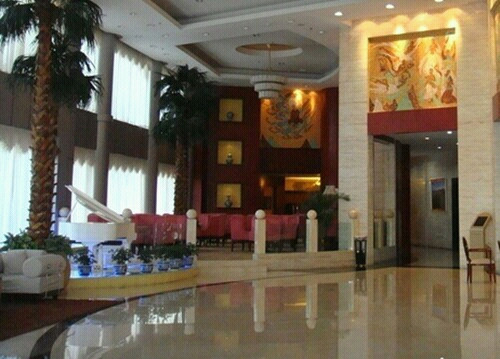 敦煌阳光沙州大酒店主图