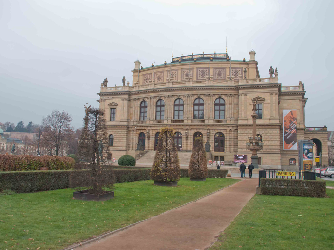 鲁道夫音乐厅-布拉格必去景点