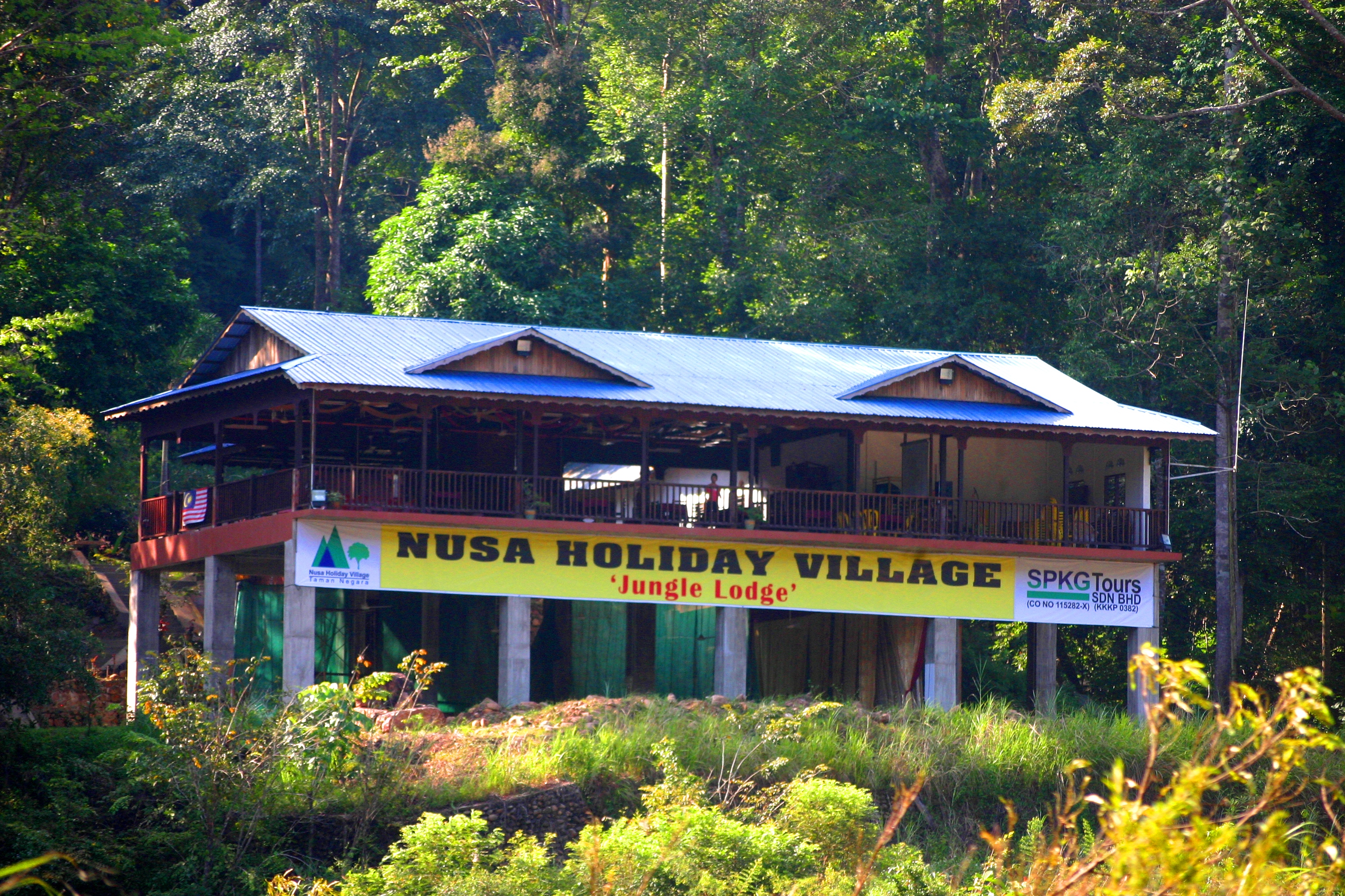 Nusa Holiday Village-浴室