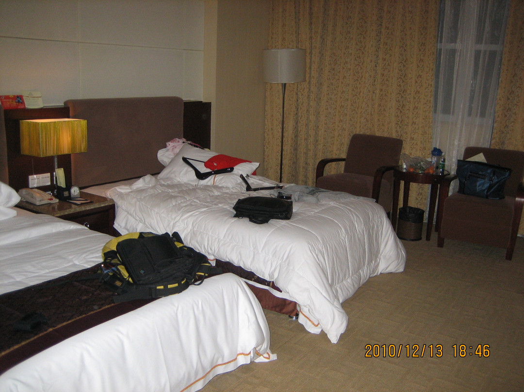 篁胜国际温泉花园酒店主图