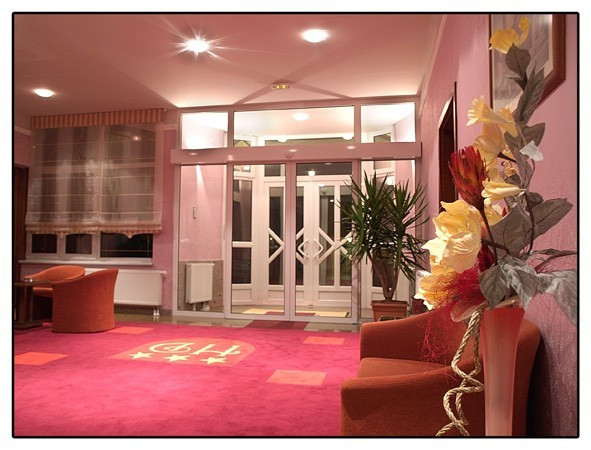 Samac酒店住宿-Hotel Đakovo