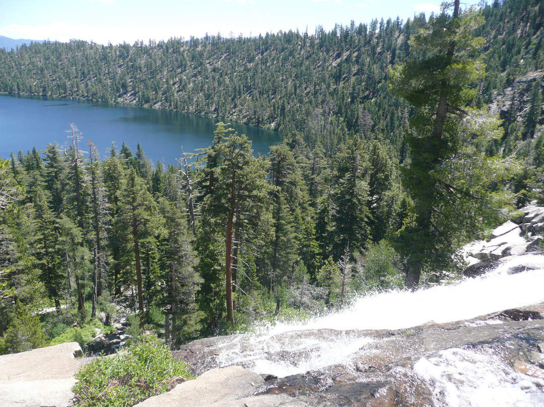 Cascade Falls Trail-太浩湖必去景点