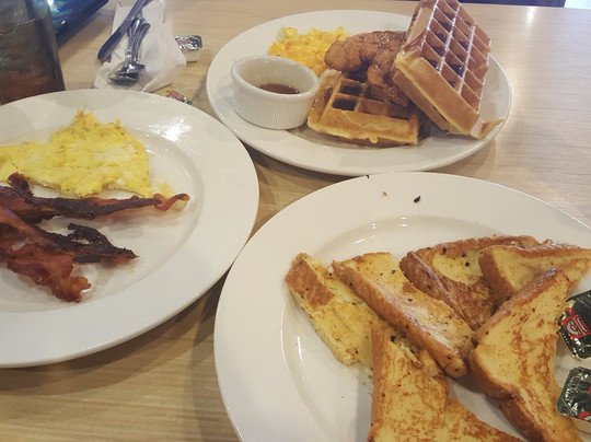 Clarks Hill餐馆和美食-That Flippin' Egg