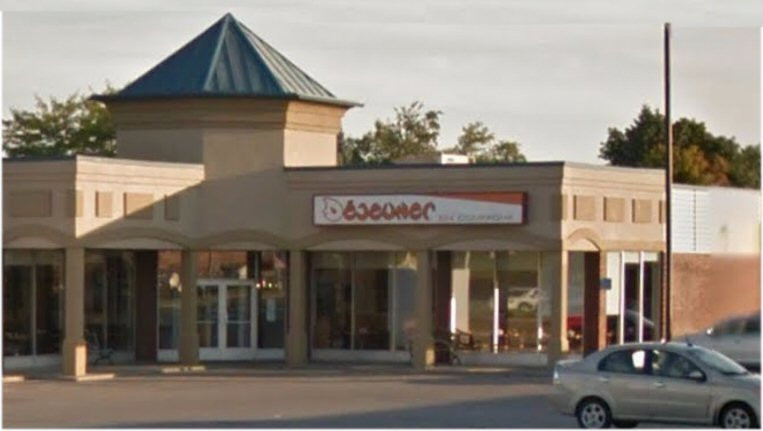 Déjeuner En Compagnie