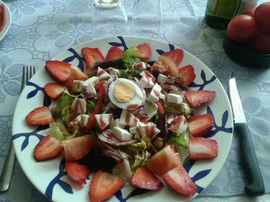 Hortsavinya餐馆和美食-La Viña