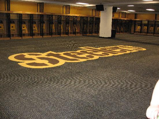 Acrisure Stadium Tours-匹兹堡必去景点