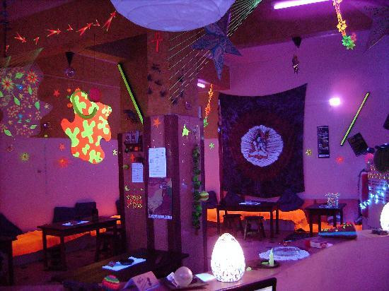 Goa bar-达哈卜必去景点