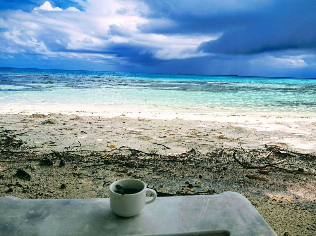 Crown Beach Hotel Maldives主图