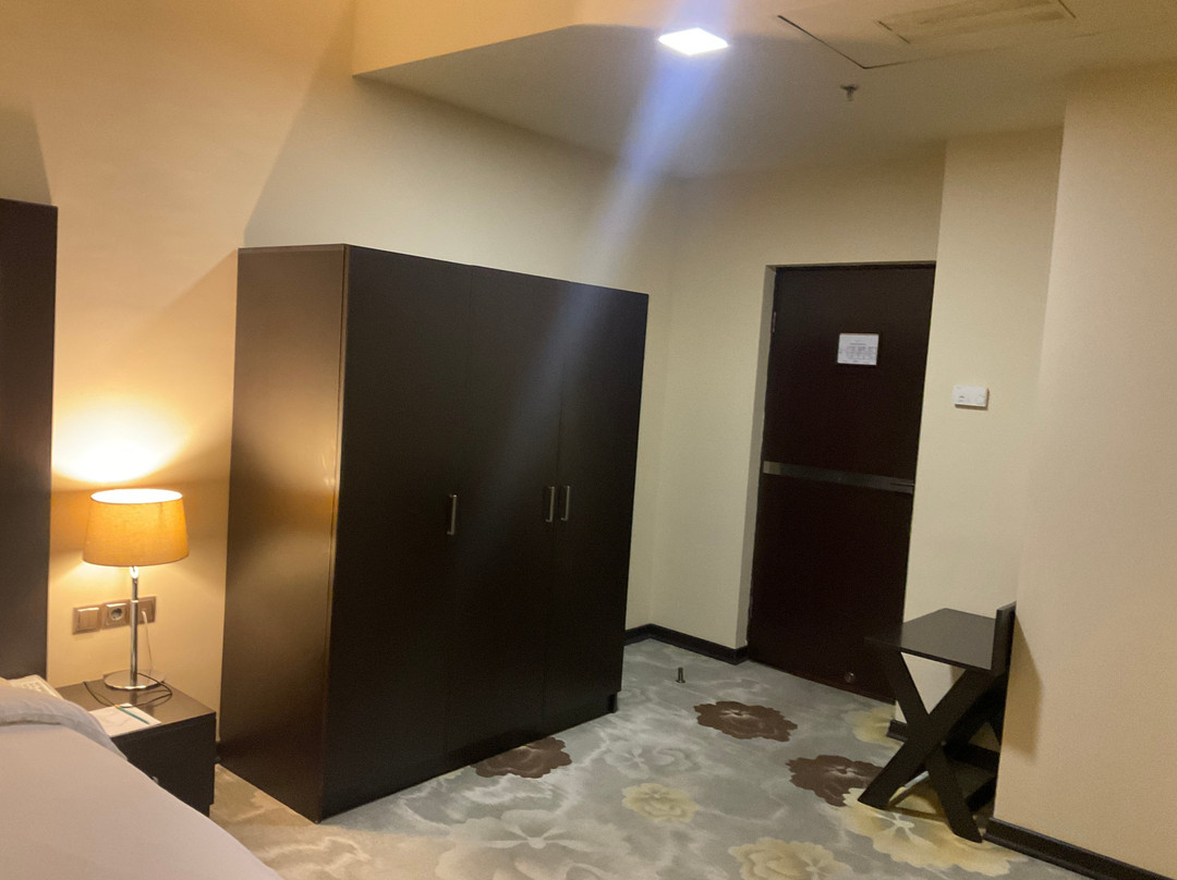 Paris Hotel主图
