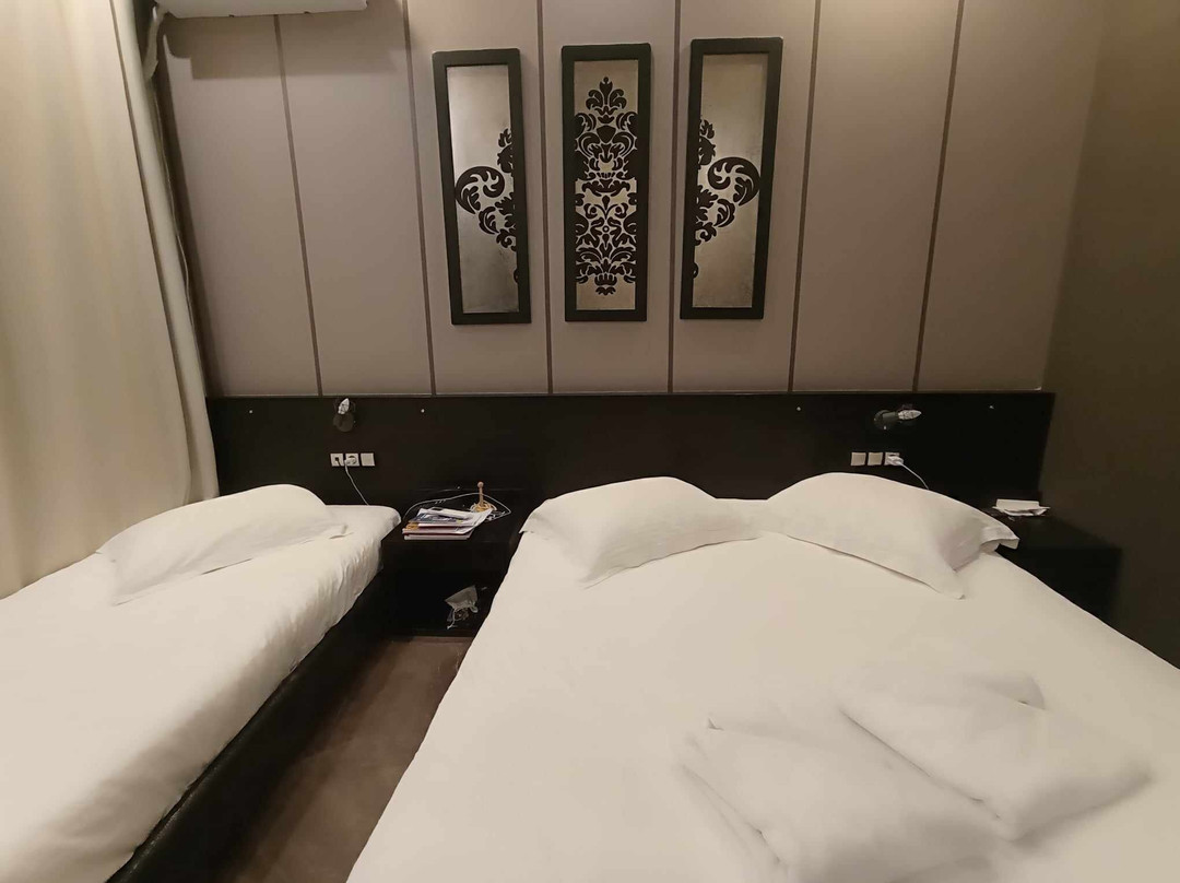 Gallery Art Hotel主图