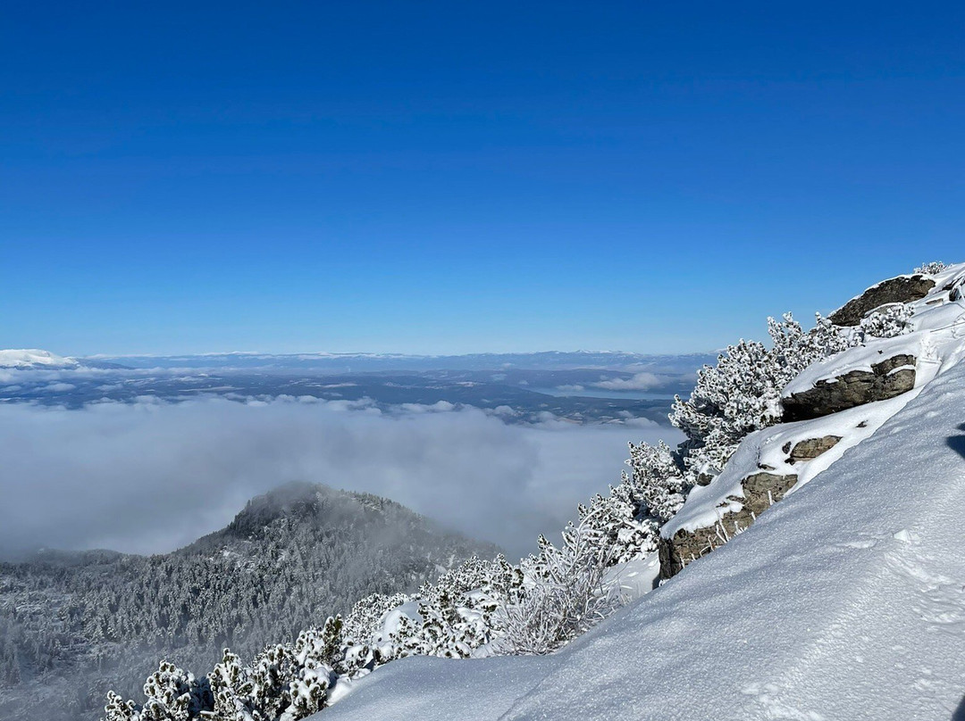 Ski School Borosport-波罗维兹必去景点