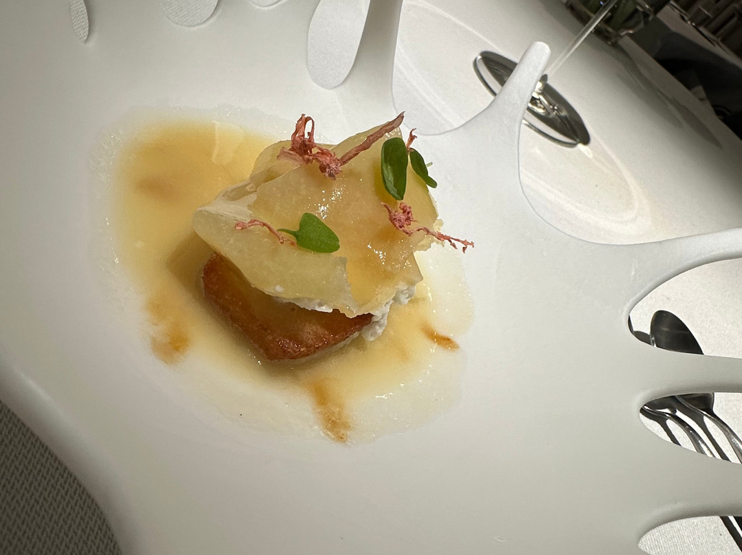 Glasswing Restaurant
