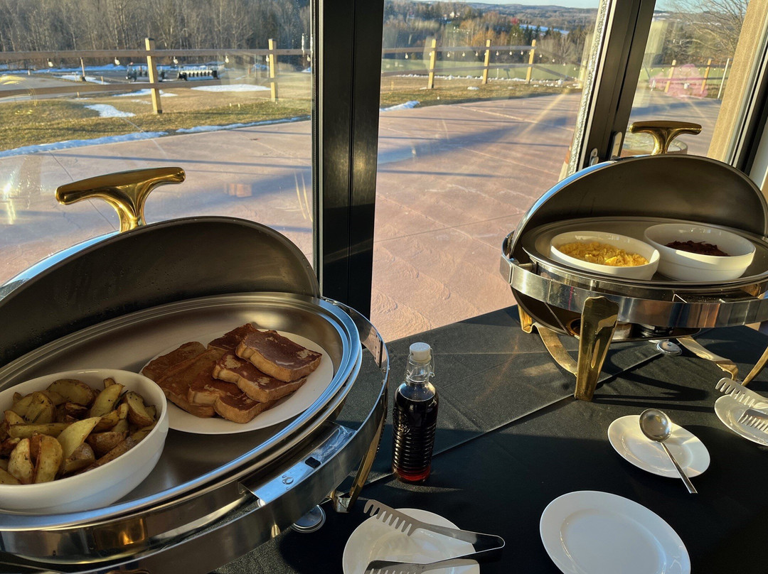 Mount Alverno Luxury Resorts主图