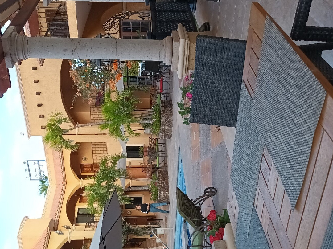 Hacienda Suites主图