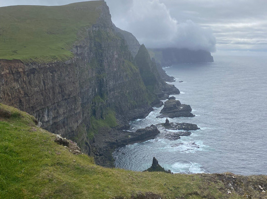 Eggjarnar-Vagur必去景点