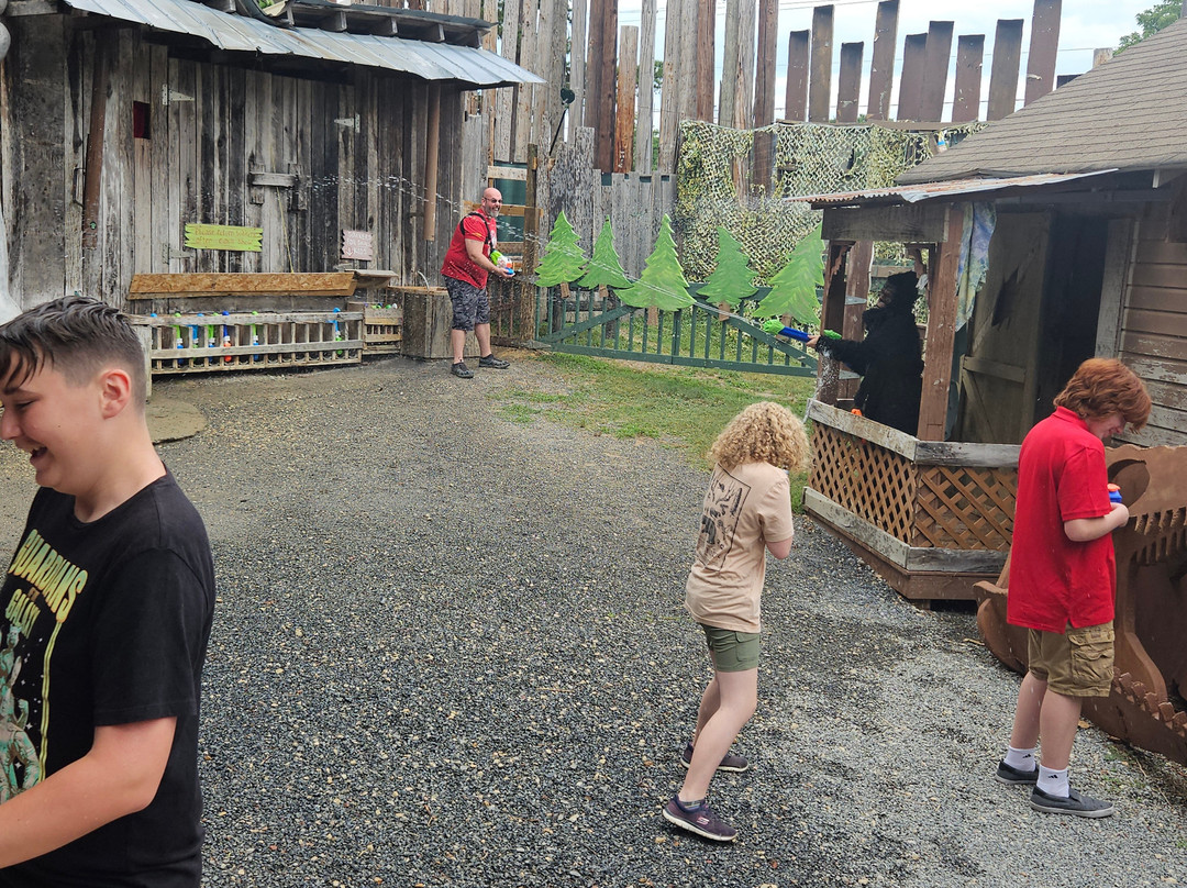 Dinosaur Kingdom II-天然桥必去景点