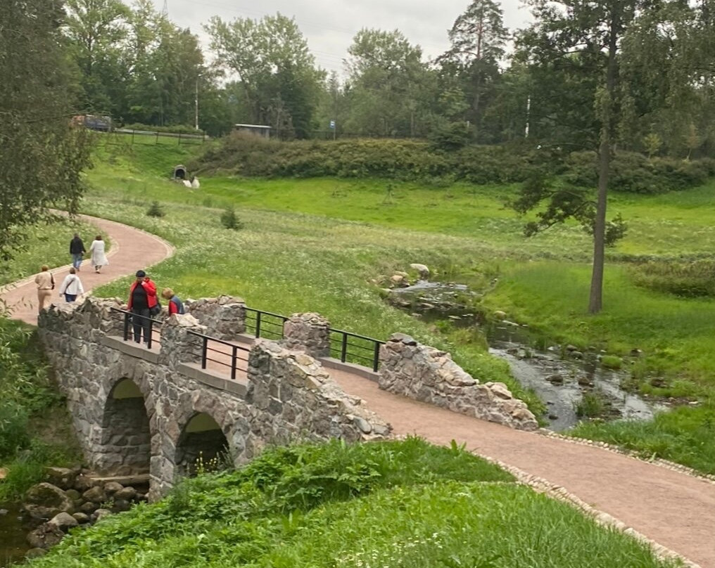 Ruinny Most-Lomonosov必去景点