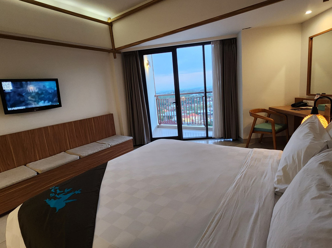 ILLIRA Hotel Banyuwangi主图