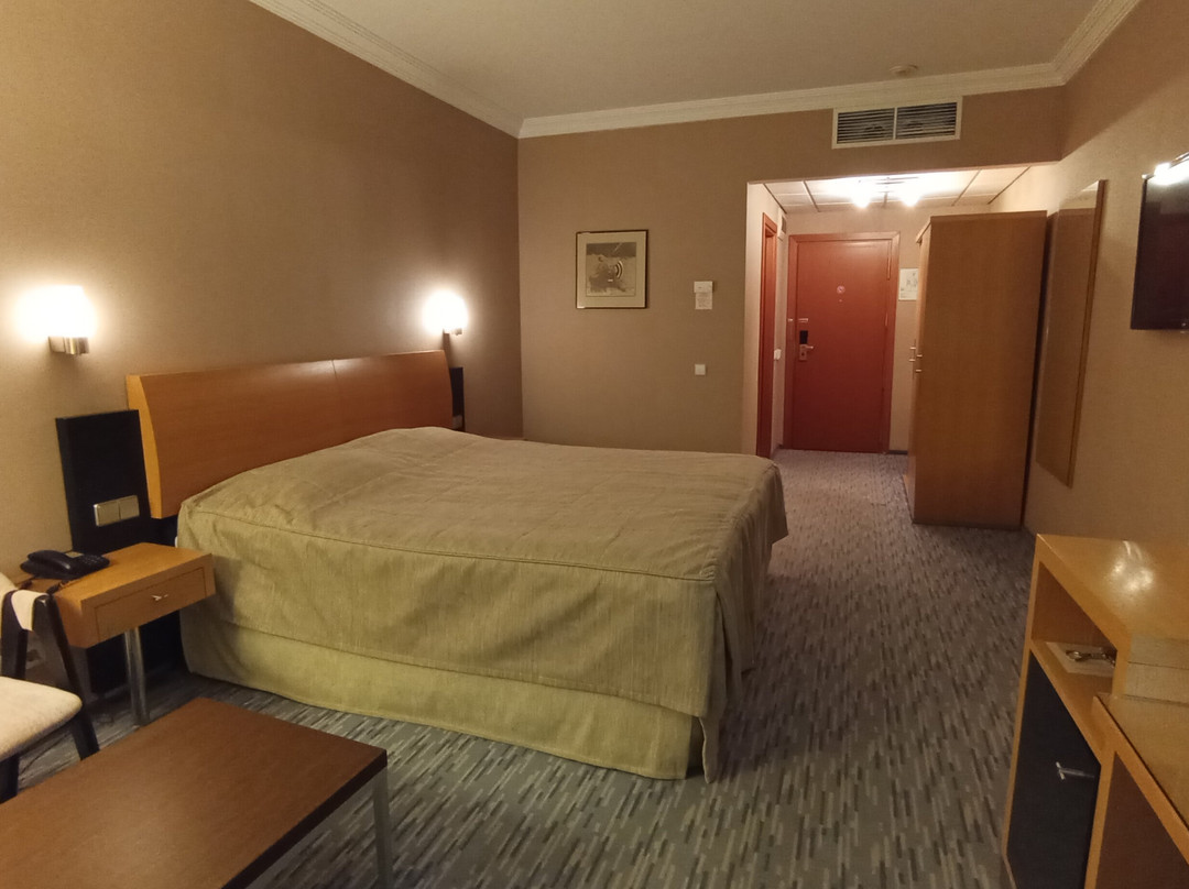 Grinn Hotel主图