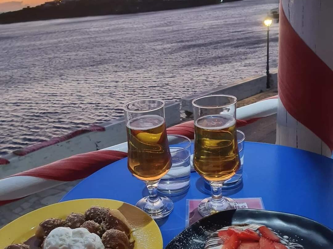 安德罗斯餐馆和美食-Loukoubomb