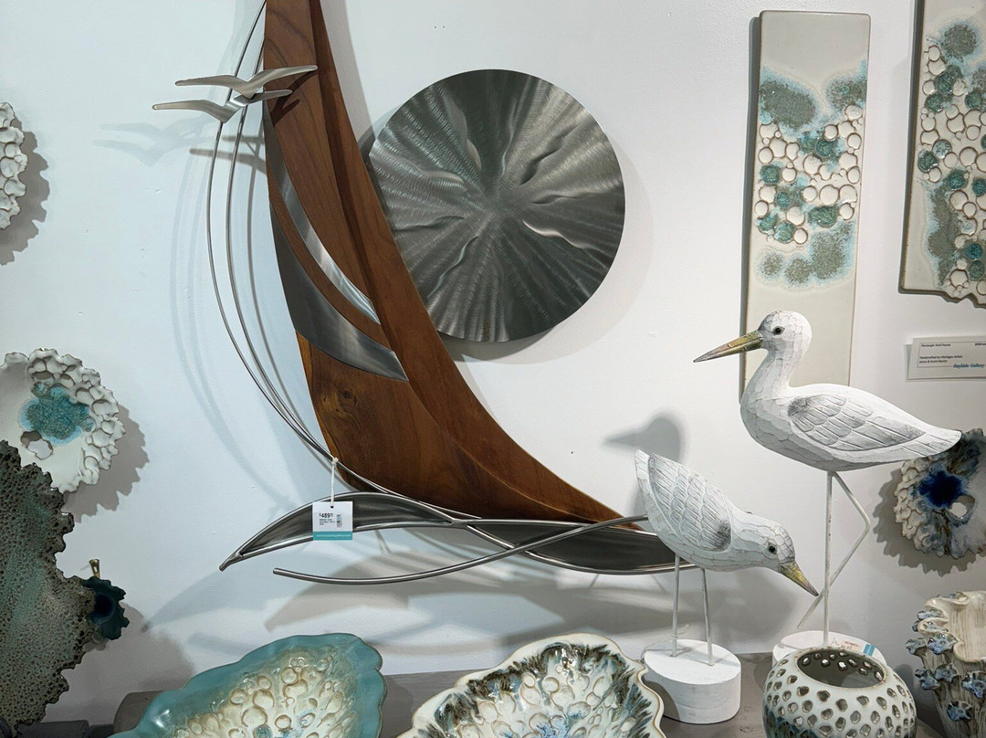 Bayside Gallery景点图片