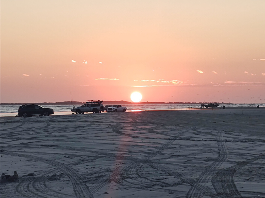 The Ocracoke Harbor Inn主图