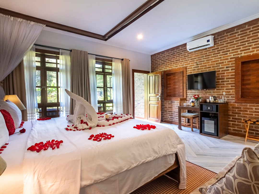 Airport Planet Lodge主图