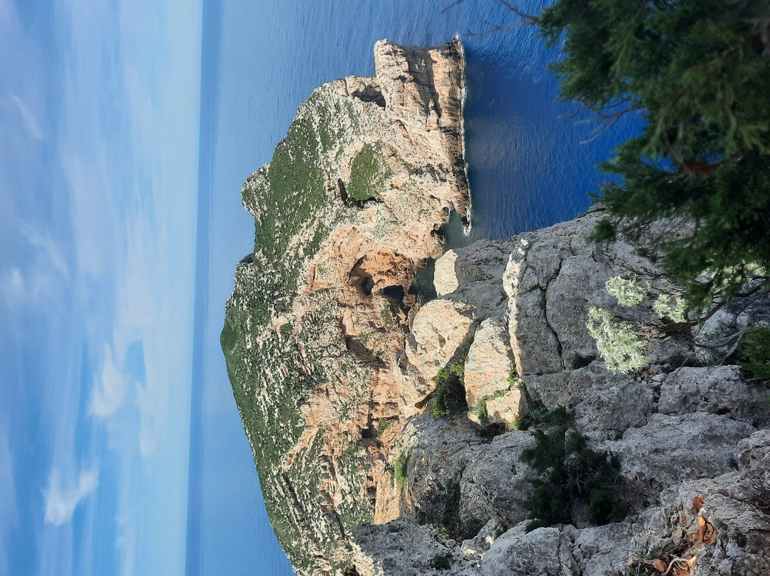 Grotta dei Vasi Rotti景点图片