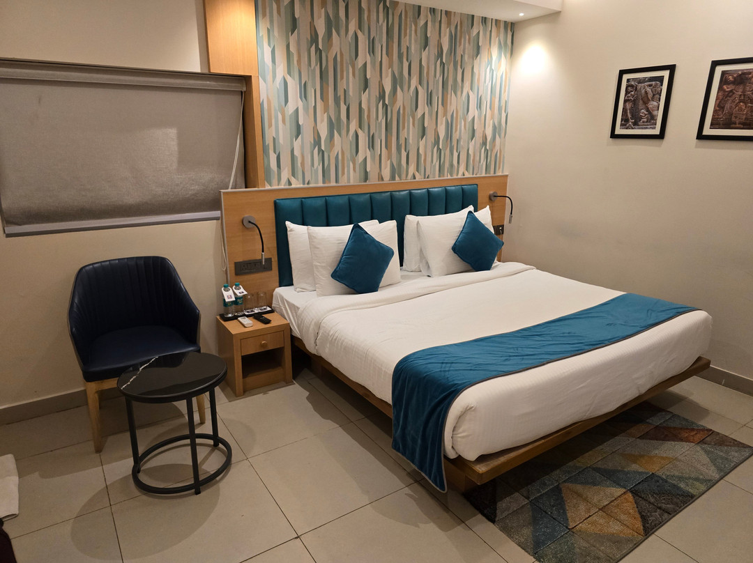 Cozzet Victoria主图