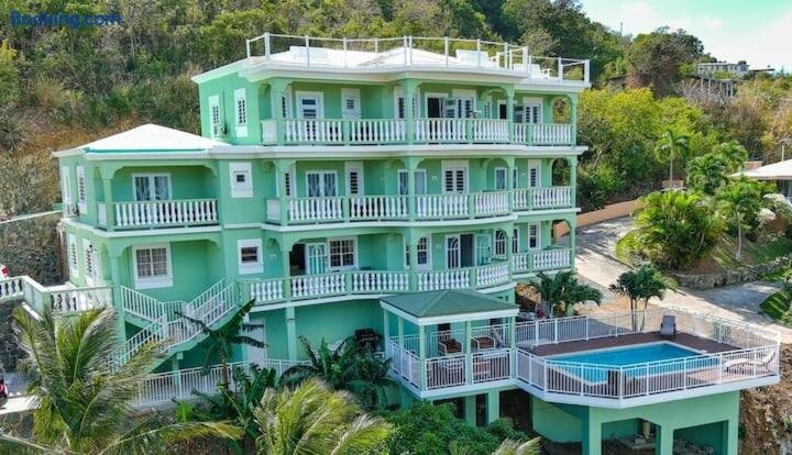 Wintberg Tropical Villas