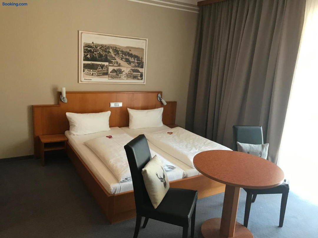 Neumaiers Hirsch Gasthof & Landhotel主图
