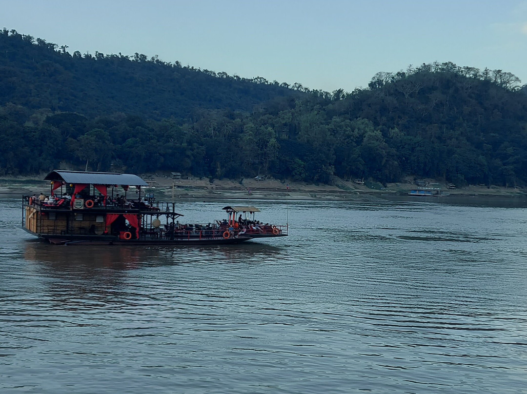 Laos Group Tours-琅勃拉邦必去景点