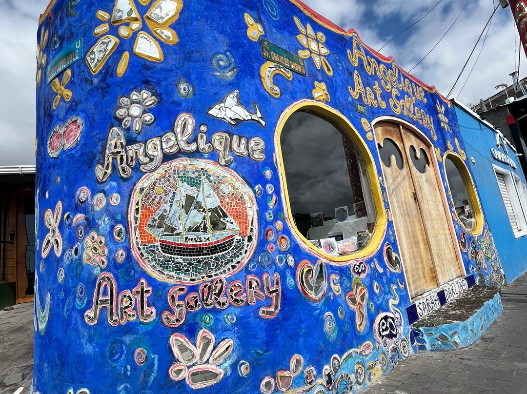 The Angelique Art Gallery-阿约拉港必去景点