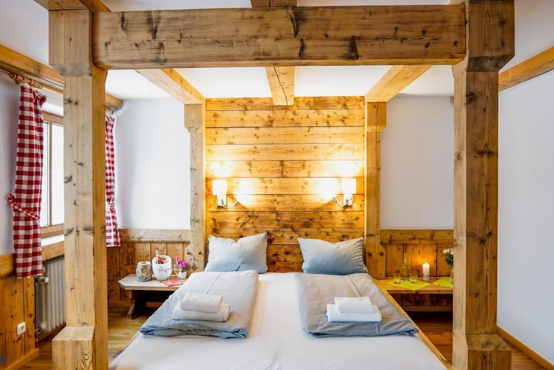 Lenggries酒店住宿-Landgasthof Zum Papyrer