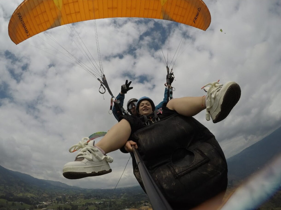 Parapente Zona De Vuelo景点图片